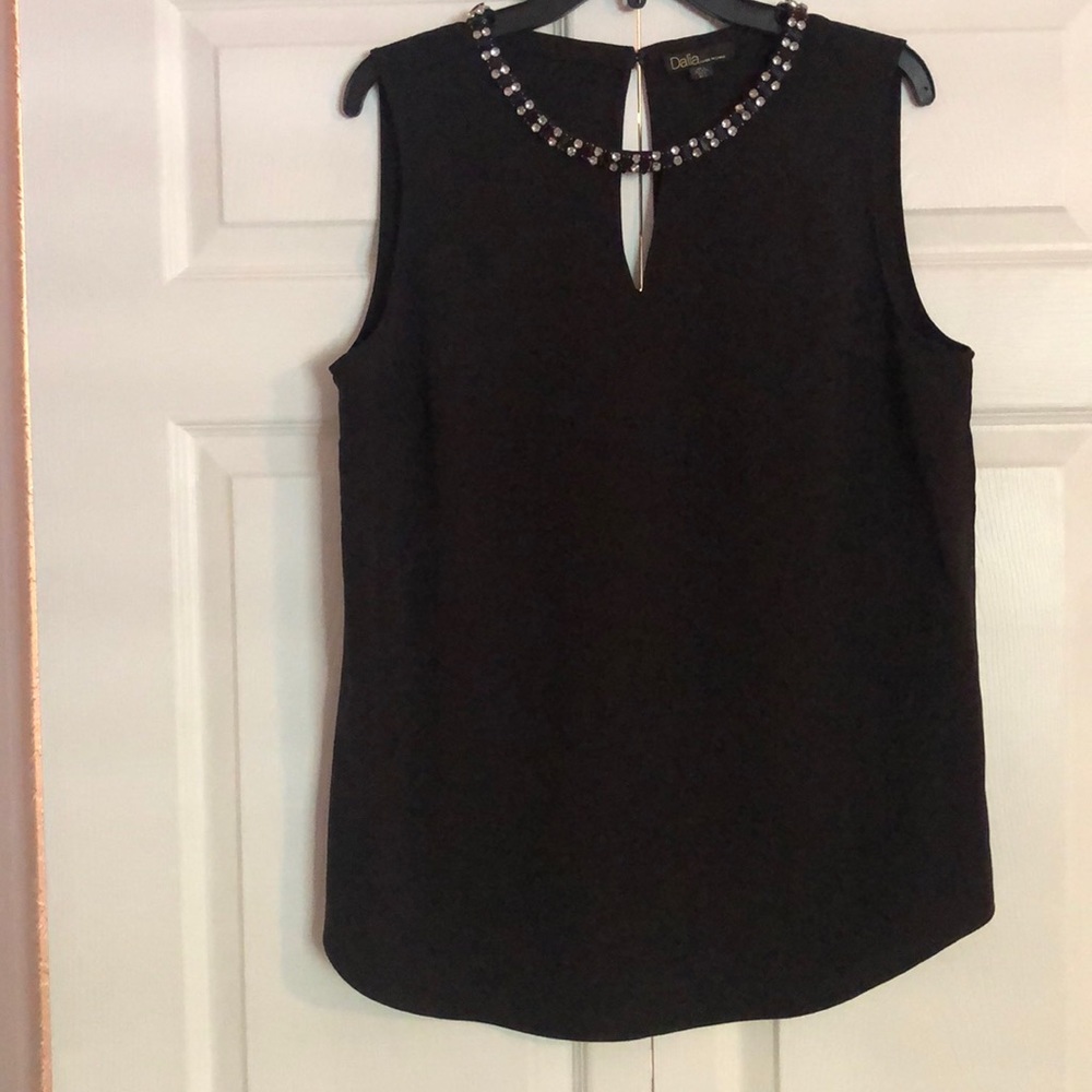 Black sleeveless top - dressy Holiday Style!!